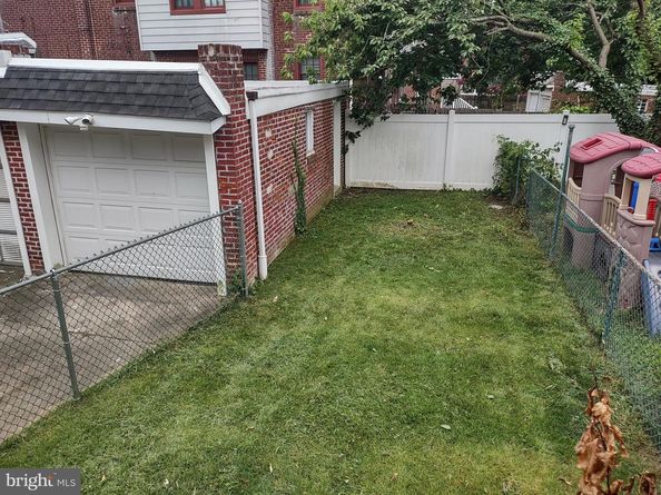 218 Hartel Avenue, Philadelphia PA 19111