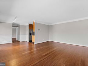 1525 S George Mason Drive S 20, Arlington VA 22204