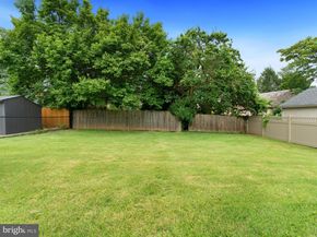 353 Kirks Lane, Drexel Hill PA 19026