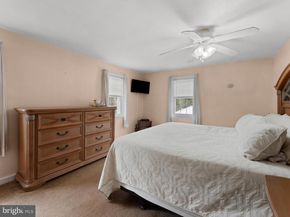 353 Kirks Lane, Drexel Hill PA 19026