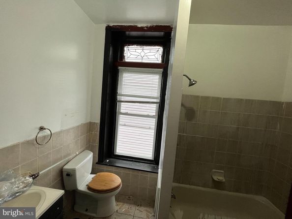 4827 Baltimore Avenue, Philadelphia PA 19143