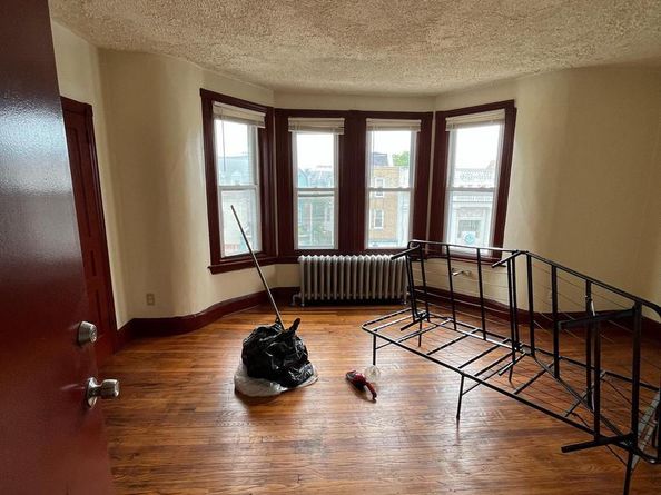 4827 Baltimore Avenue, Philadelphia PA 19143