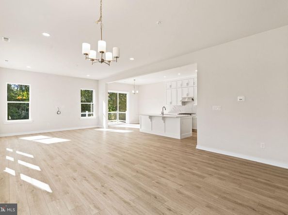 115 River Trail Circle, King Of Prussia PA 19406