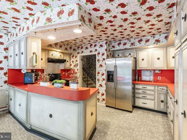 221 Marco Road, Elkins Park PA 19027