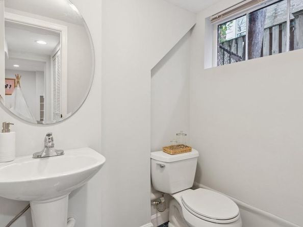 4821 45TH Street NW, Washington DC 20016