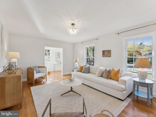 4821 45TH Street NW, Washington DC 20016