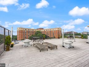 2030 N Adams Street 911, Arlington VA 22201