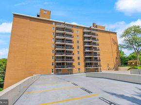 2030 N Adams Street 911, Arlington VA 22201