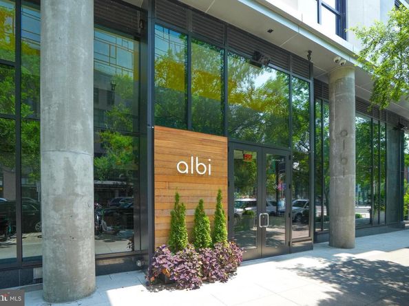 1300 4TH Street SE 908, Washington DC 20003