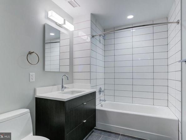 1300 4TH Street SE 908, Washington DC 20003