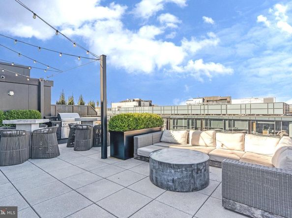 1300 4TH Street SE 908, Washington DC 20003