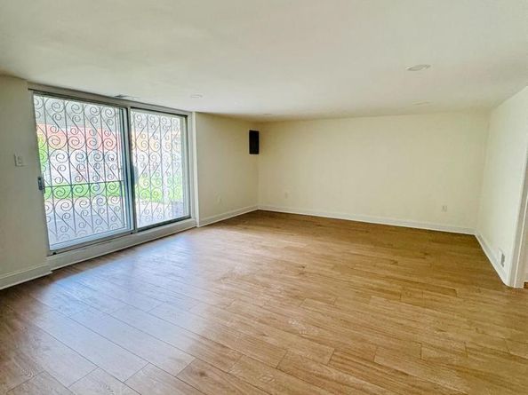 9759 Clark Street, Philadelphia PA 19115