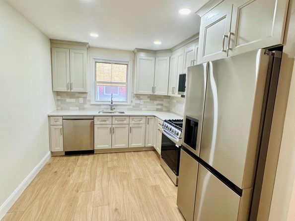 9759 Clark Street, Philadelphia PA 19115