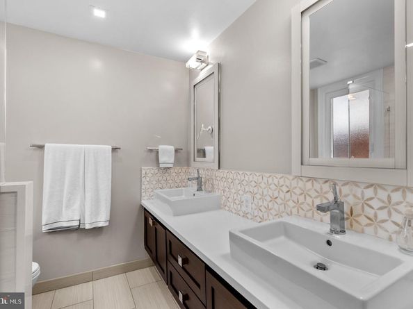 2815 39TH Street NW, Washington DC 20007