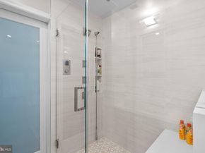 2815 39TH Street NW, Washington DC 20007
