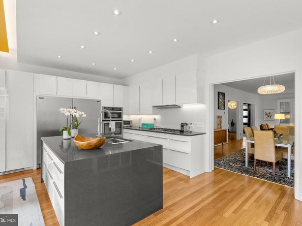 2815 39TH Street NW, Washington DC 20007