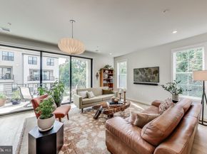7462 Backett Wood Terrace 306, Mclean VA 22102