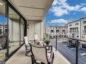 7462 Backett Wood Terrace 306, Mclean VA 22102