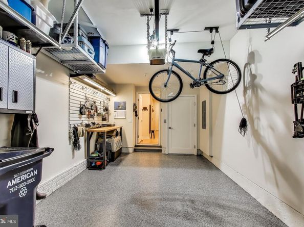 7462 Backett Wood Terrace 306, Mclean VA 22102