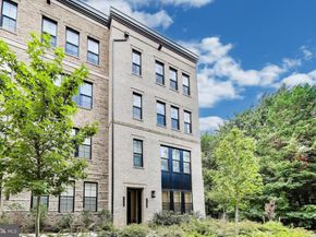 7462 Backett Wood Terrace 306, Mclean VA 22102