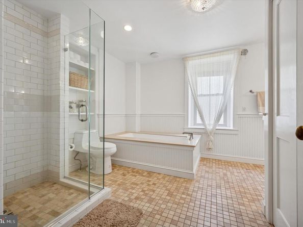 234 E Benezet Street, Philadelphia PA 19118