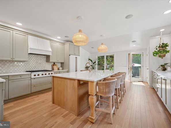 234 E Benezet Street, Philadelphia PA 19118