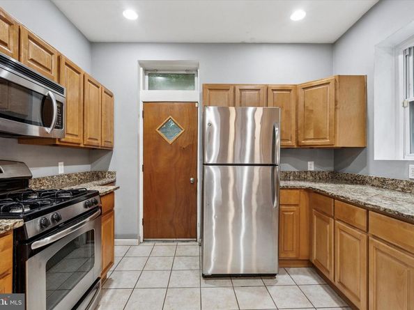 4017 Dexter Street, Philadelphia PA 19128