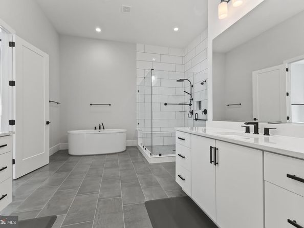 1209 Riley Preserve Court, Great Falls VA 22066