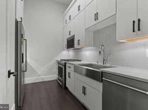 1209 Riley Preserve Court, Great Falls VA 22066