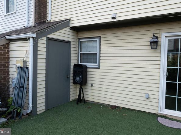 901 Holborn Court, Sterling VA 20164