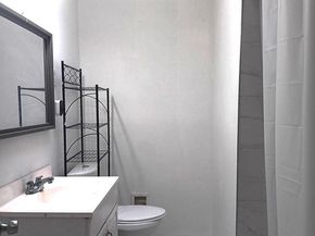 1815 Penfield Street, Philadelphia PA 19126