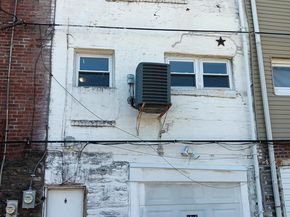 1815 Penfield Street, Philadelphia PA 19126