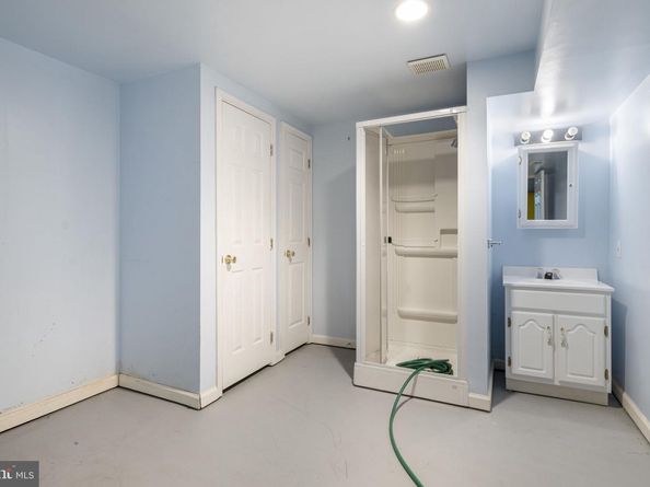 1605 Covington Road, Yardley PA 19067
