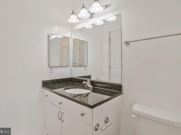 4551 Strutfield Lane 4113, Alexandria VA 22311