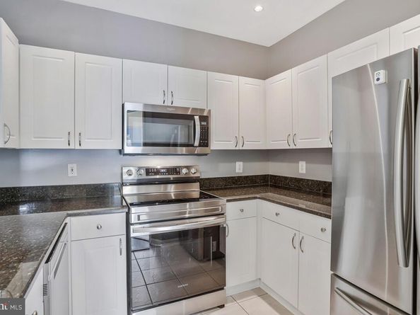 4551 Strutfield Lane 4113, Alexandria VA 22311