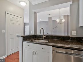 4551 Strutfield Lane 4113, Alexandria VA 22311