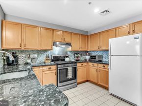 401 N Front Street 2A, Philadelphia PA 19123