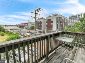 401 N Front Street 2A, Philadelphia PA 19123