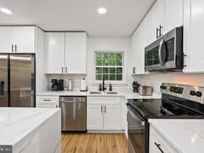 5232 Ampthill Drive, Alexandria VA 22312