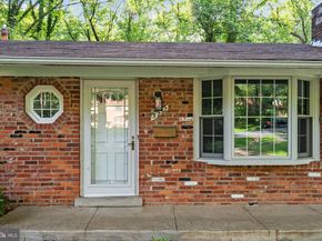 5232 Ampthill Drive, Alexandria VA 22312