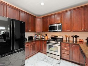 516 Carson Terrace, Huntingdon Valley PA 19006