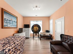 516 Carson Terrace, Huntingdon Valley PA 19006