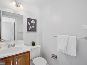 4343 Cherry Hill Road 705, Arlington VA 22207