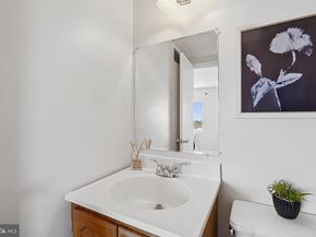 4343 Cherry Hill Road 705, Arlington VA 22207