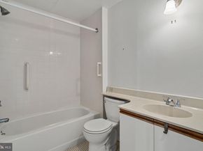 1601 Spring Garden Street 410, Philadelphia PA 19130