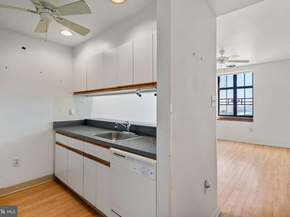 1601 Spring Garden Street 410, Philadelphia PA 19130