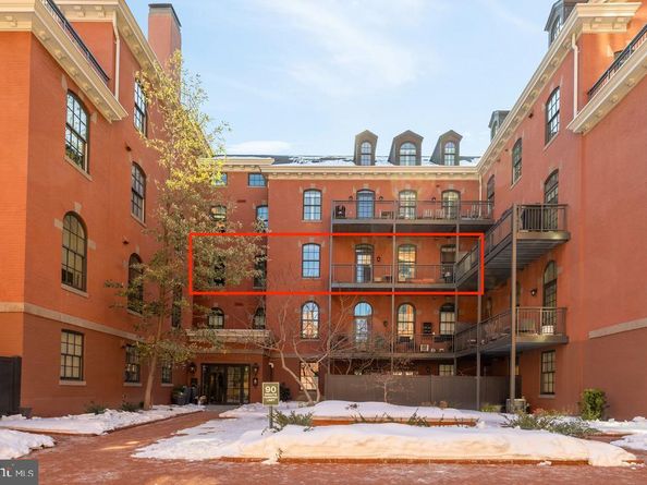 215 I Street NE 311, Washington DC 20002