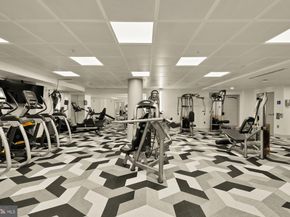 215 I Street NE 311, Washington DC 20002