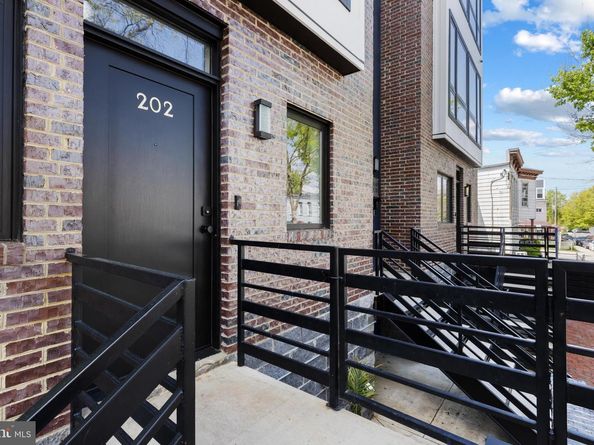 2305 Nicholson SE 202, Washington DC 20020