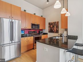 520 John Carlyle Street 432, Alexandria VA 22314